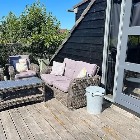 Groot Met Jacuzzi En Dakterras Oudkarspel