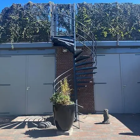Groot Met Jacuzzi En Dakterras * Oudkarspel